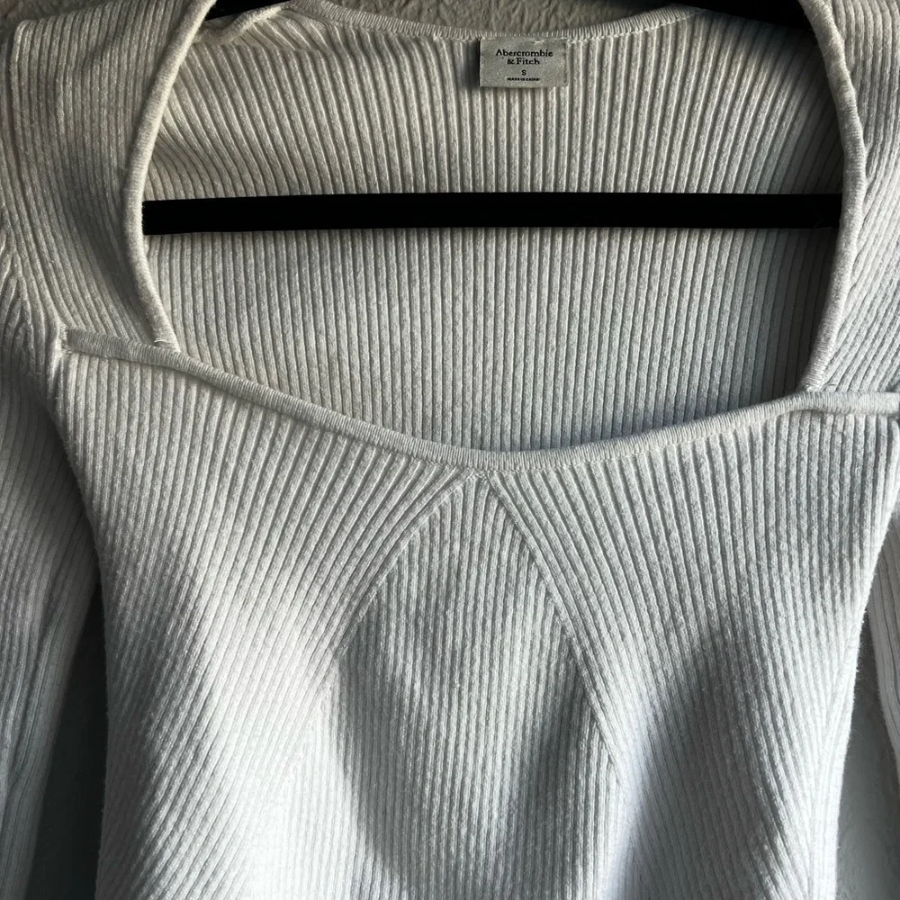 Abercrombie & Fitch Cream Ribbed Sweater - Picture 3 of 5